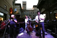 2011_coniglioodoricitommasitommasomanzi
