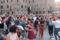 21-Ballo-Lindy-Hop-Piazza-Re-Enzo